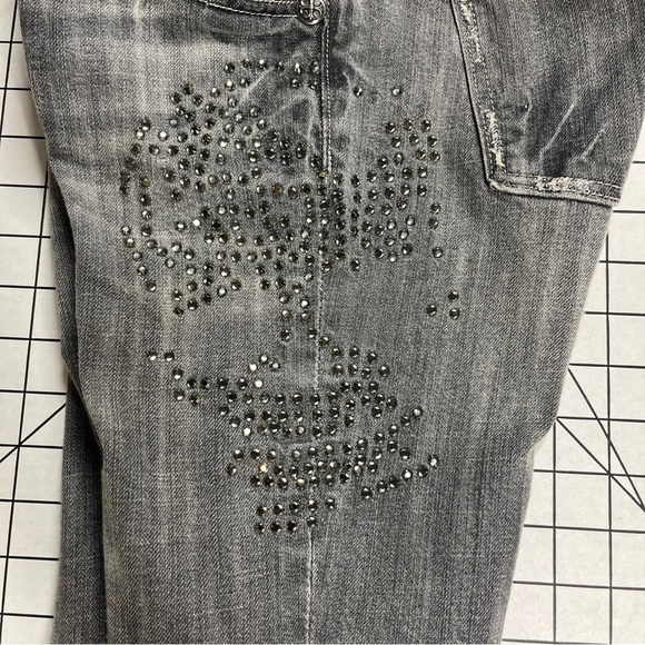 Miss Me Skull Rhinestone Denim Jeans Grey Gray Halloween Rocker 27 Bling - Picture 1 of 15